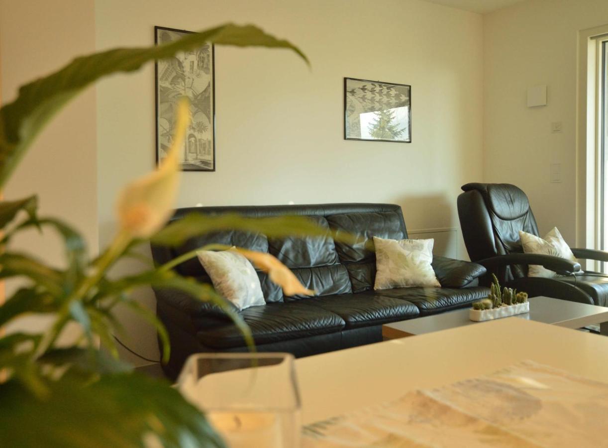 Family Apartment Julia Tramin an der Weinstraße Buitenkant foto